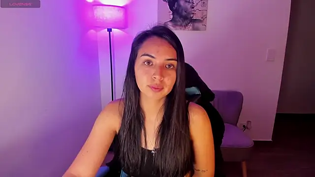 Snapshot of Miss_Nicole chatting on 05/02/26, 12:48 Miss Nicole online show from 05/02/26, 12:48