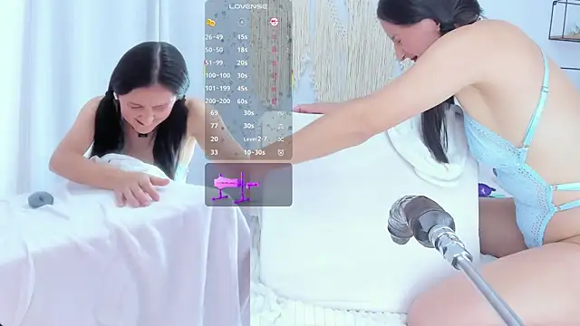 Snapshot of evaa_rose chatting on 03/22/26, 02:09 evaa rose online show from 03/22/26, 02:09