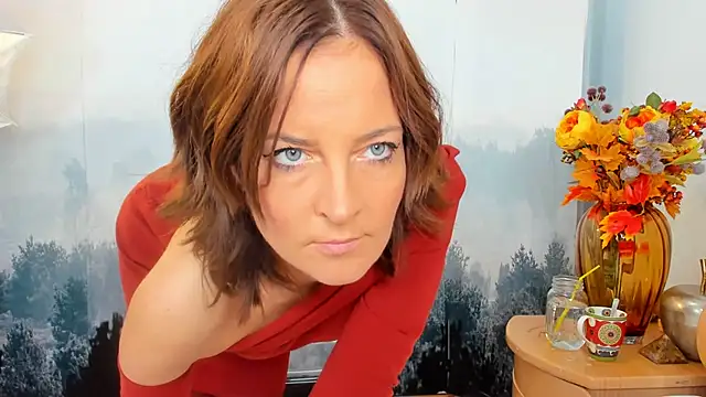 Snapshot of ViciousSiren chatting on 10/31/25, 06:47 ViciousSiren online show from 10/31/25, 06:47