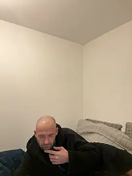 bigguy101 online show from 12/26/24, 07:24