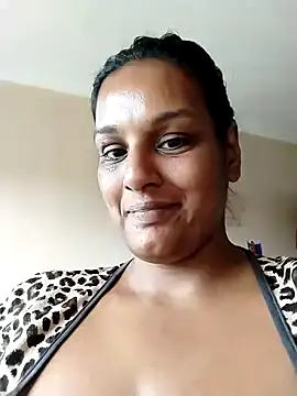 Snapshot of NWC4LYF chatting on 11/05/25, 05:51 NWC4LYF online show from 11/05/25, 05:51