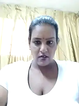 Snapshot of NWC4LYF chatting on 11/28/25, 06:05 NWC4LYF online show from 11/28/25, 06:05