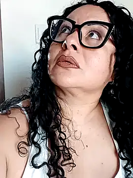 hazel milf online show from 12/21/24, 06:23