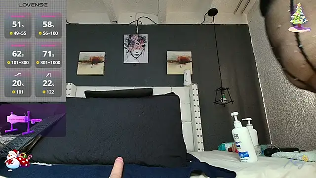 hazel milf online show from 12/17/25, 12:33