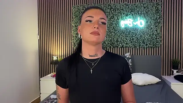 Snapshot of LizaRoxx chatting on 11/09/25, 08:51 LizaRoxx online show from 11/09/25, 08:51