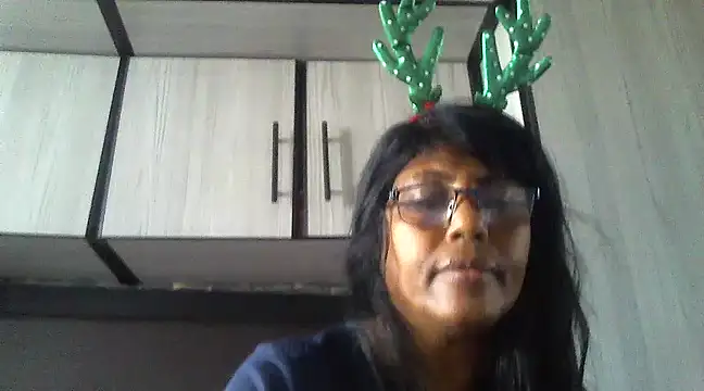 MsAttitude online show from 12/19/24, 08:45