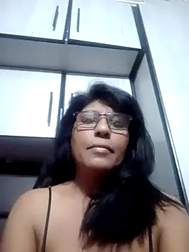 MsAttitude online show from 12/31/24, 08:12