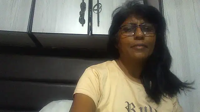 MsAttitude online show from 02/18/25, 09:32