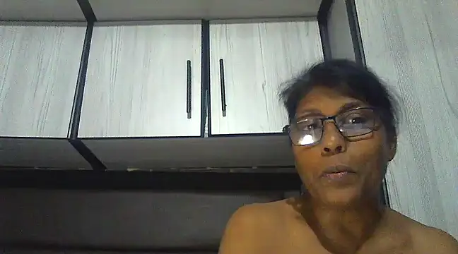 MsAttitude online show from 03/19/25, 05:06