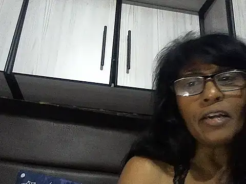 MsAttitude online show from 10/14/25, 06:58