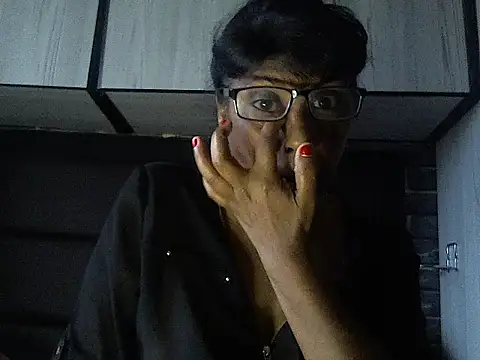 MsAttitude online show from 11/25/25, 06:02