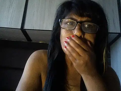 MsAttitude online show from 11/28/25, 05:54