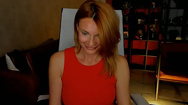 Snapshot of MistyBarnes chatting on 09/24/25, 04:21 MistyBarnes online show from 09/24/25, 04:21