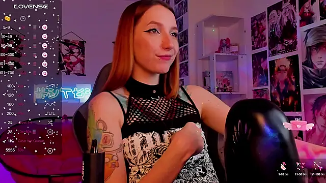 PrettyReckess online show from 12/23/24, 02:50