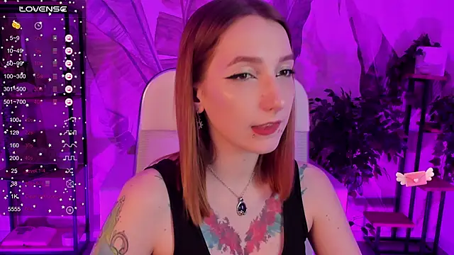 PrettyReckess online show from 02/18/25, 11:33