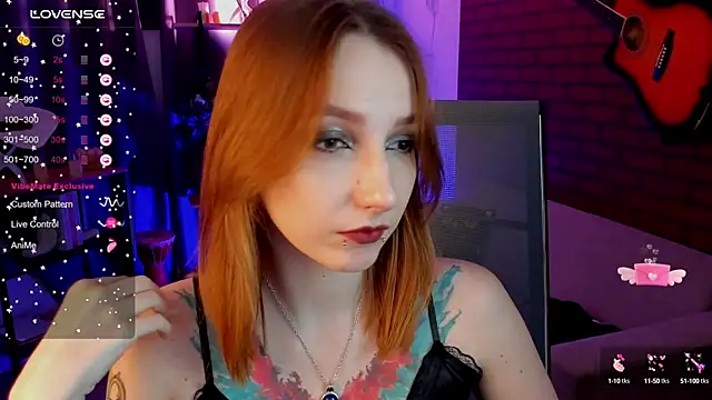 PrettyReckess online show from 03/04/25, 11:51