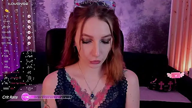 PrettyReckess online show from 03/10/25, 05:39