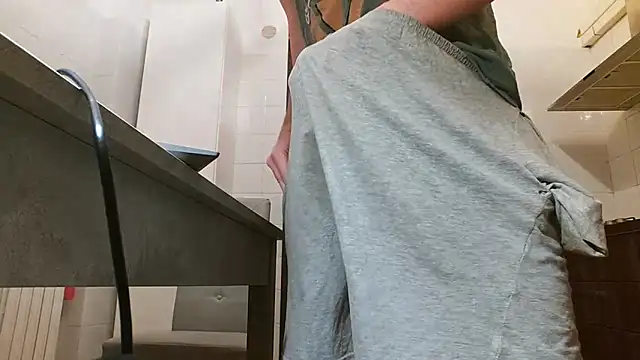 asa92921 online show from 10/14/25, 01:45