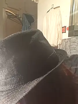 Snapshot of dominatrixredsonyja chatting on 12/04/24, 06:39 dominatrixredsonyja online show from 12/04/24, 06:39