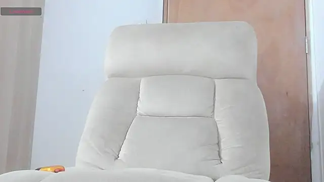 ZoeStewart online show from 03/20/25, 11:23