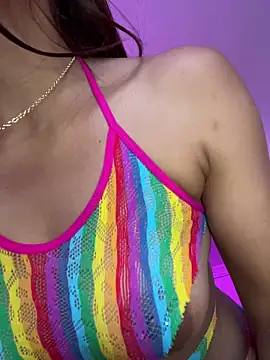 Snapshot of Ary_mar chatting on 11/17/25, 11:27 Ary mar online show from 11/17/25, 11:27