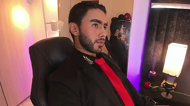 ItsMeEros online show from 12/13/25, 10:37