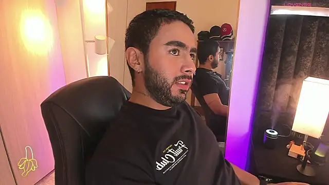 ItsMeEros online show from 12/14/25, 10:14