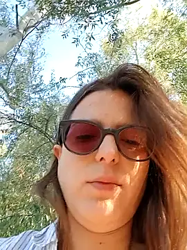 dolcehelena993 online show from 10/19/25, 07:42