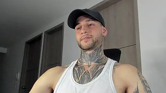 Snapshot of _jamesleandros1 chatting on 09/24/25, 02:48  jamesleandros1 online show from 09/24/25, 02:48