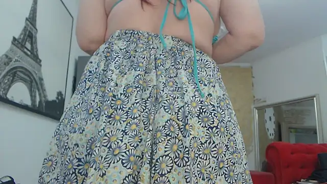 Snapshot of AnnaBellaLuckyXOXO chatting on 09/25/25, 10:41 AnnaBellaLuckyXOXO online show from 09/25/25, 10:41