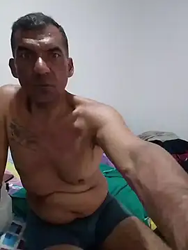 Snapshot of Daddy1972 chatting on 06/10/26, 07:46 Daddy1972 online show from 06/10/26, 07:46