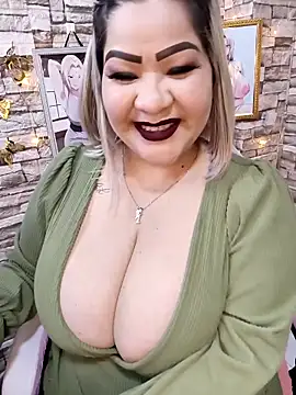 Dalessa Bigtits online show from 03/06/26, 08:49