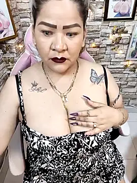 Dalessa Bigtits online show from 05/27/26, 01:57