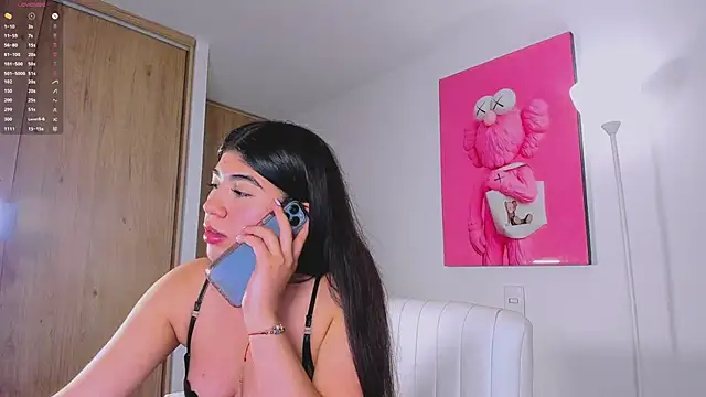 Kim crosspp online show from 10/06/25, 07:33