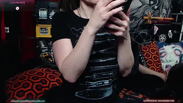Silentmary online show from 01/22/25, 04:13