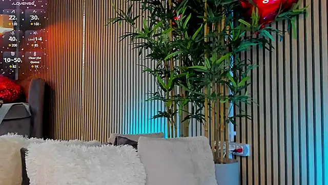 Avril Cyrus online show from 02/19/25, 10:12