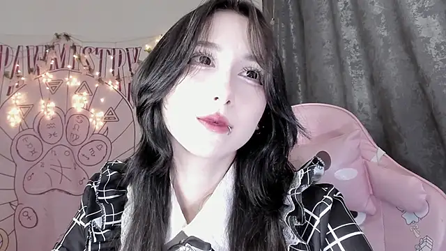 Snapshot of Holy420lolii chatting on 10/10/25, 03:44 Holy420lolii online show from 10/10/25, 03:44