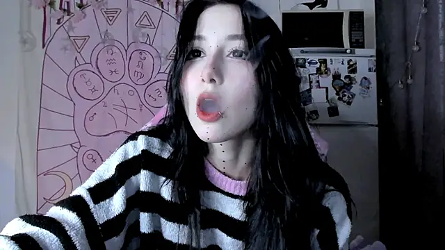 Holy420lolii online show from 04/25/26, 02:36