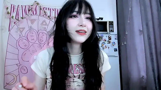 Holy420lolii online show from 06/09/26, 03:12