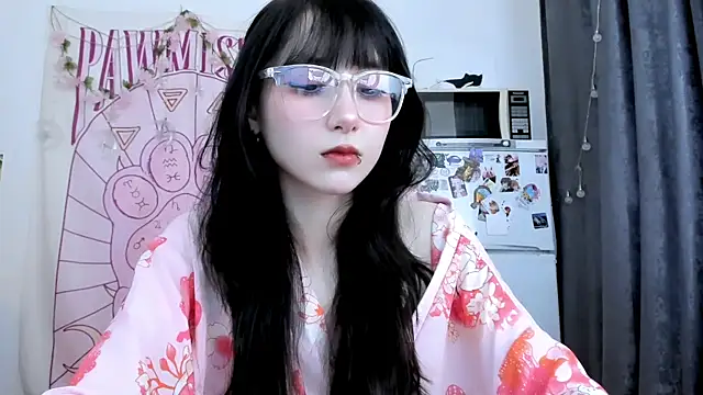 Holy420lolii online show from 06/10/26, 05:34
