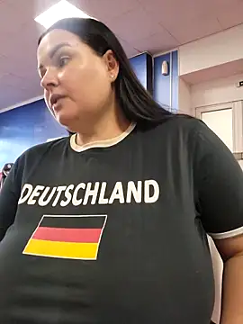 Snapshot of GeorgiaLerox chatting on 09/28/25, 11:37 GeorgiaLerox online show from 09/28/25, 11:37