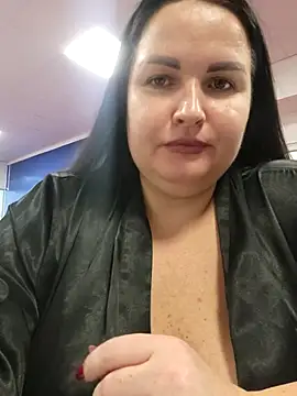 Snapshot of GeorgiaLerox chatting on 11/23/25, 01:22 GeorgiaLerox online show from 11/23/25, 01:22