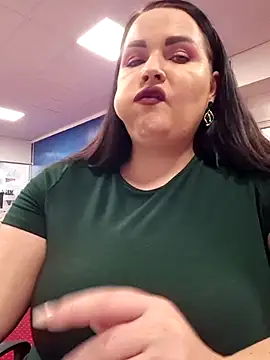 Snapshot of GeorgiaLerox chatting on 12/04/25, 01:53 GeorgiaLerox online show from 12/04/25, 01:53