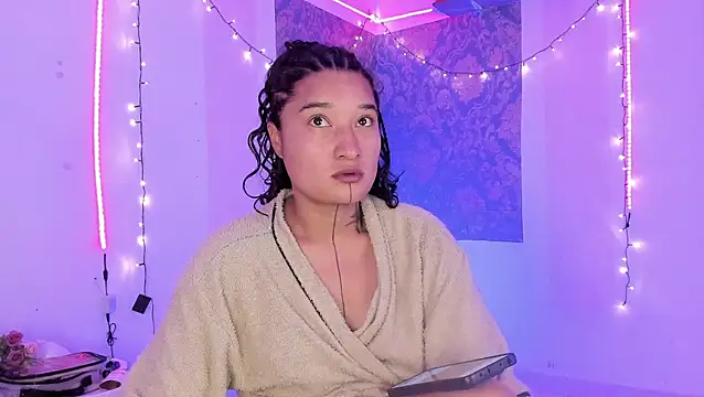 Eva Lee  online show from 06/30/26, 10:27