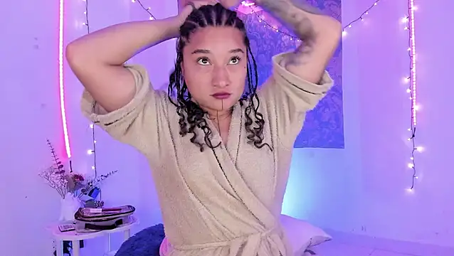 Eva Lee  online show from 07/08/26, 10:31