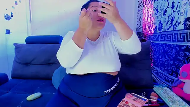 Snapshot of Fierymichef chatting on 10/25/25, 08:36 Fierymichef online show from 10/25/25, 08:36