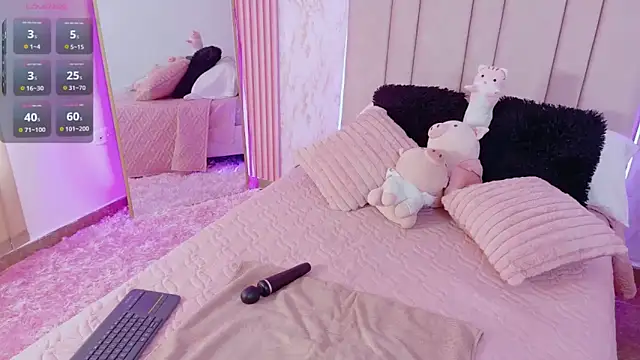 Snapshot of Hanaa_rosse chatting on 10/30/25, 01:23 Hanaa rosse online show from 10/30/25, 01:23