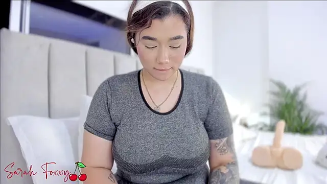 Snapshot of Foxxy222_ chatting on 03/07/25, 12:58 Foxxy222  online show from 03/07/25, 12:58