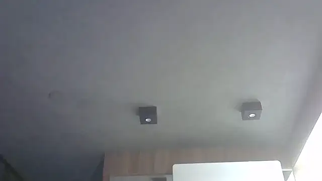 Skinny-Kitten online show from 11/23/25, 03:34