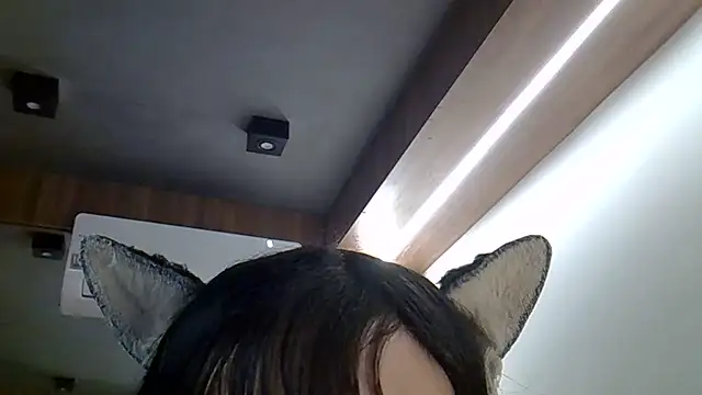 Skinny-Kitten online show from 05/29/26, 09:35